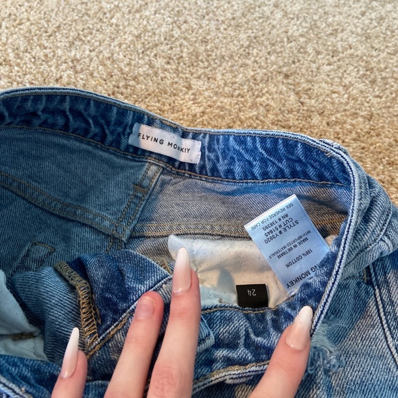 Flying Monkey Mom Jeans - Picture 4 of 5